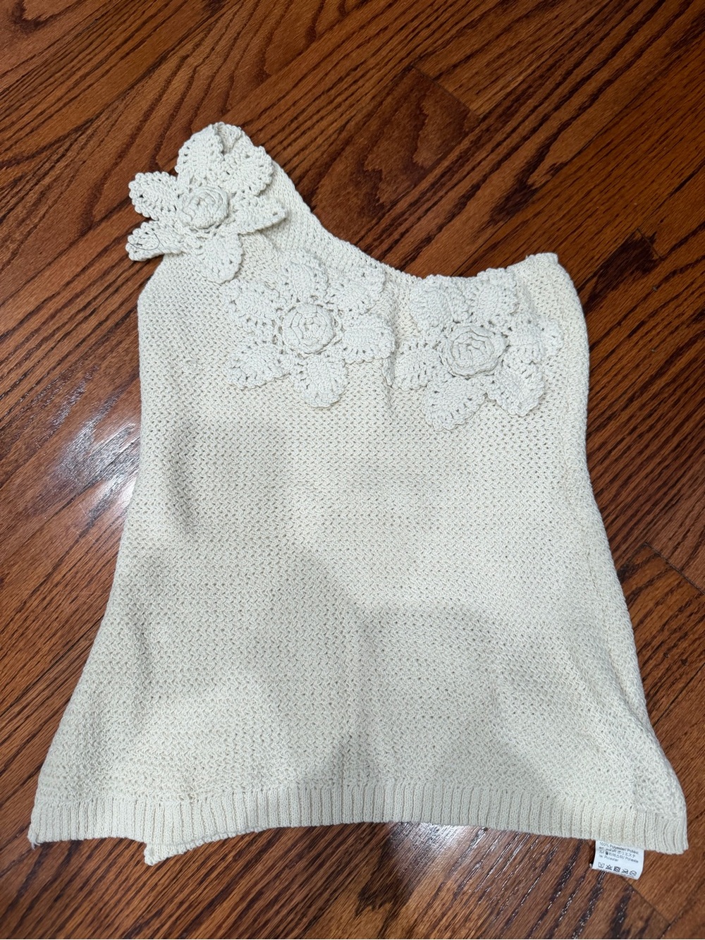 SHEIN Cream knit One-Shoulder Tank Top